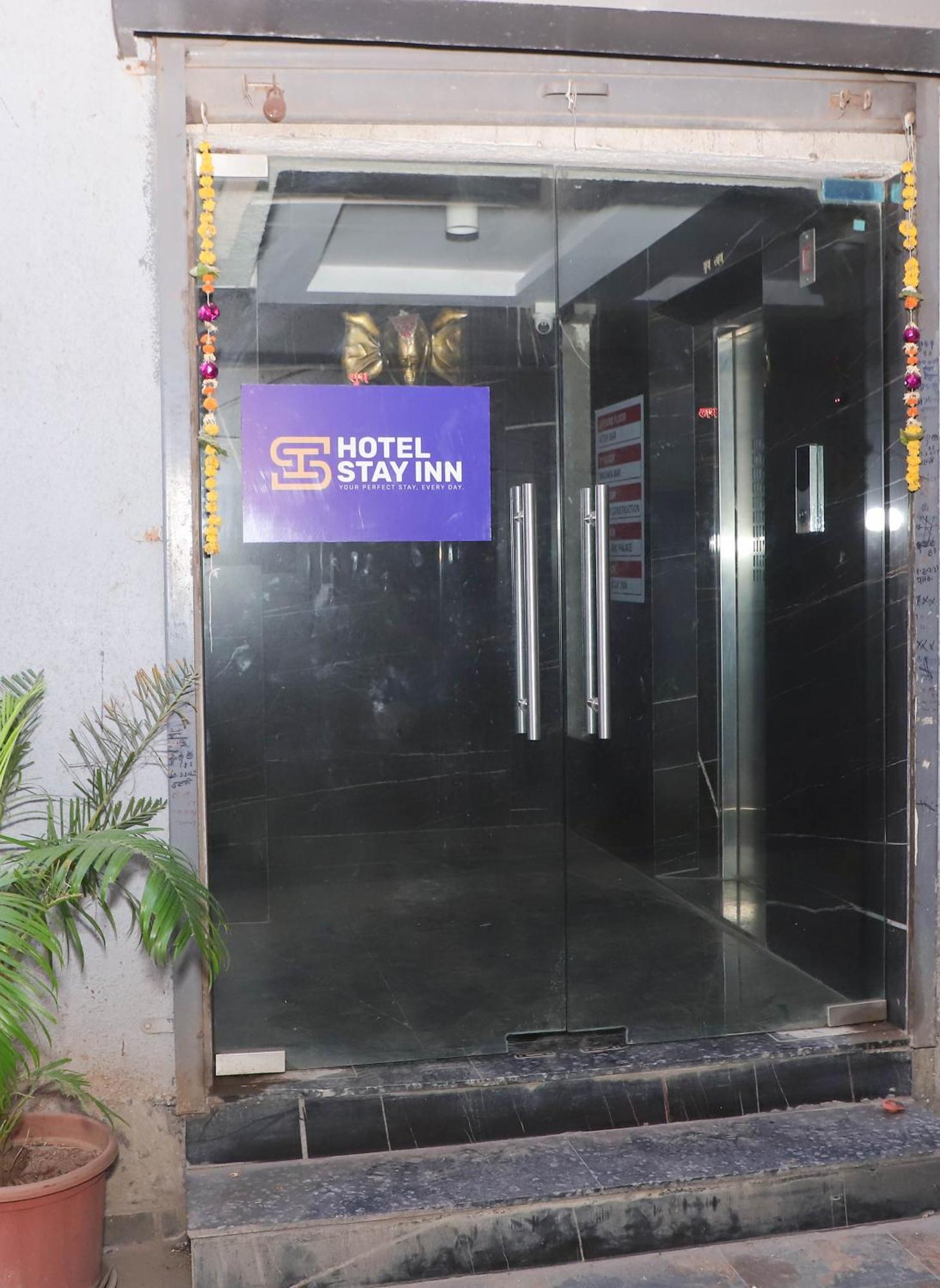 Hotel Arc Palace Bhiwandi Exterior photo